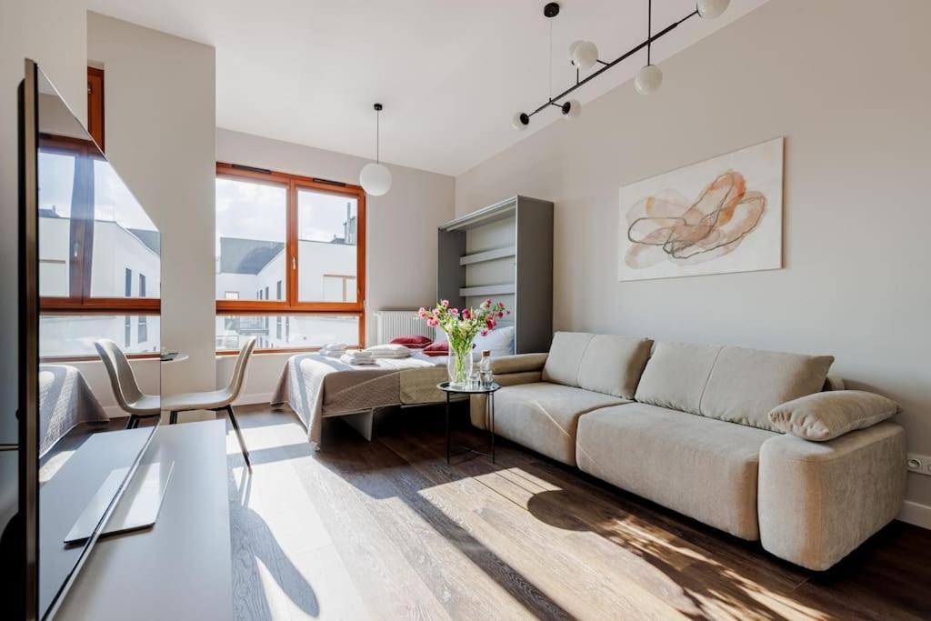 Bright In Mokotow Business Center Appartement
